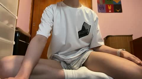 Snapshot of dylannewell chatting on September 16, 2025, 6:03 am dylannewell online show from September 16, 2025, 6:03 am