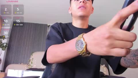 Snapshot of dylanroyce_ chatting on May 10, 2026, 12:32 pm dylanroyce_ online show from May 10, 2026, 12:32 pm