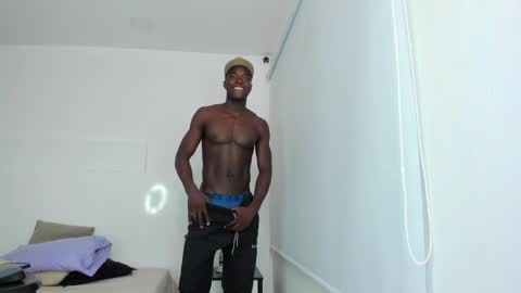 Snapshot of dylantaylor_1 chatting on January 17, 2025, 10:00 am Dylan Taylor online show from January 17, 2025, 10:00 am