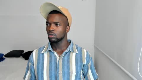 Snapshot of dylantaylor_1 chatting on February 15, 2025, 8:22 am Dylan Taylor online show from February 15, 2025, 8:22 am