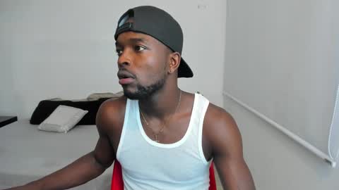 Snapshot of dylantaylor_1 chatting on February 27, 2025, 3:25 am Dylan Taylor online show from February 27, 2025, 3:25 am