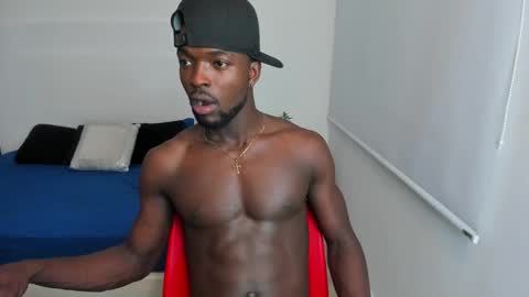 Snapshot of dylantaylor_1 chatting on March 7, 2025, 3:51 am Dylan Taylor online show from March 7, 2025, 3:51 am