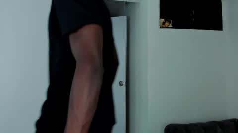 Snapshot of dylantaylor_1 chatting on September 11, 2025, 3:17 am Dylan Taylor online show from September 11, 2025, 3:17 am