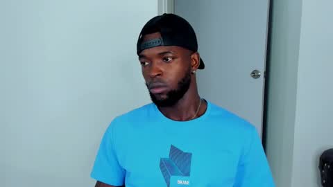 Snapshot of dylantaylor_1 chatting on September 22, 2025, 3:52 am Dylan Taylor online show from September 22, 2025, 3:52 am