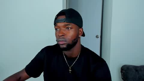 Snapshot of dylantaylor_1 chatting on September 28, 2025, 3:56 am Dylan Taylor online show from September 28, 2025, 3:56 am