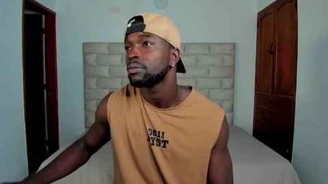 Snapshot of dylantaylor_1 chatting on November 20, 2025, 12:16 pm Dylan Taylor online show from November 20, 2025, 12:16 pm