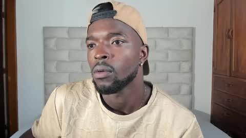 Snapshot of dylantaylor_1 chatting on November 23, 2025, 12:27 pm Dylan Taylor online show from November 23, 2025, 12:27 pm