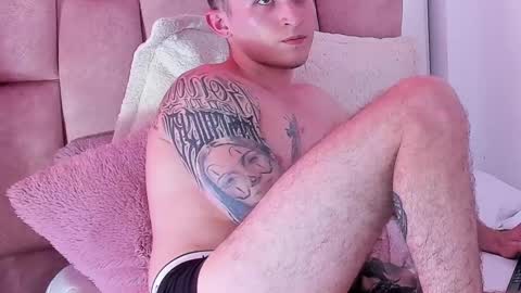 Snapshot of dylanwhite23 chatting on March 10, 2025, 6:12 pm ---DYLAN--- online show from March 10, 2025, 6:12 pm