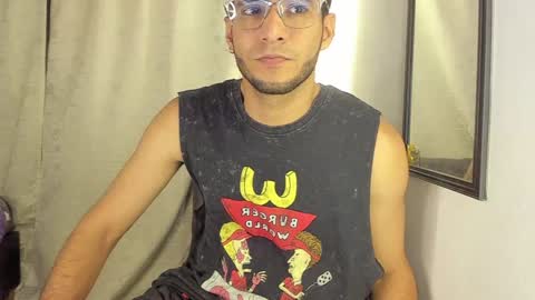 Snapshot of dylanxfun chatting on December 12, 2024, 5:10 am dylanxfun online show from December 12, 2024, 5:10 am