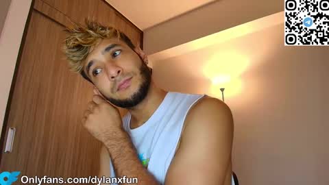 Snapshot of dylanxfun chatting on September 19, 2025, 2:13 am dylanxfun online show from September 19, 2025, 2:13 am