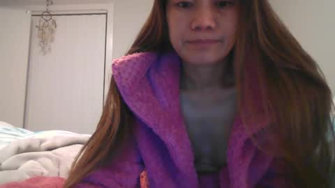 dylene1986 online show from July 9, 2026, 3:16 pm