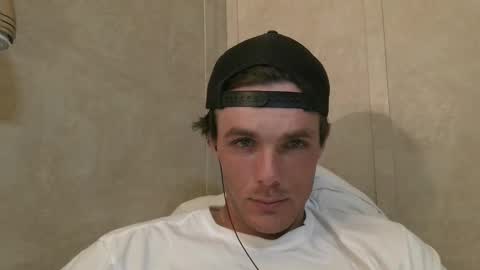 Snapshot of dylp400 chatting on March 1, 2025, 8:45 am dylp400 online show from March 1, 2025, 8:45 am