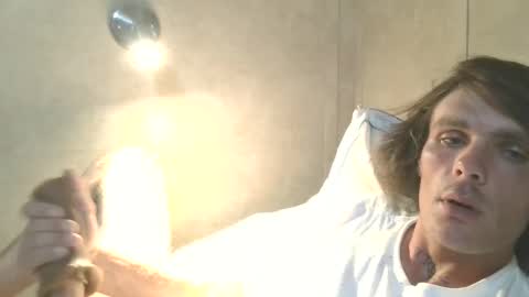 Snapshot of dylp400 chatting on September 11, 2025, 12:33 am dylp400 online show from September 11, 2025, 12:33 am