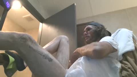 Snapshot of dylp400 chatting on October 22, 2025, 9:31 am dylp400 online show from October 22, 2025, 9:31 am