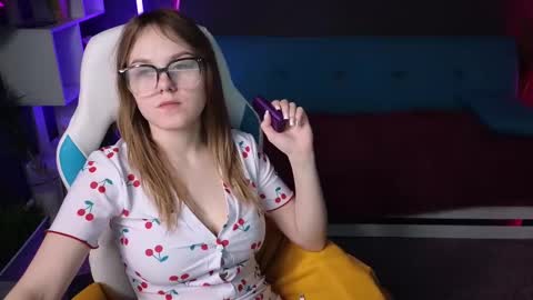 Snapshot of dyna_bae chatting on March 2, 2025, 4:28 am Dyna online show from March 2, 2025, 4:28 am