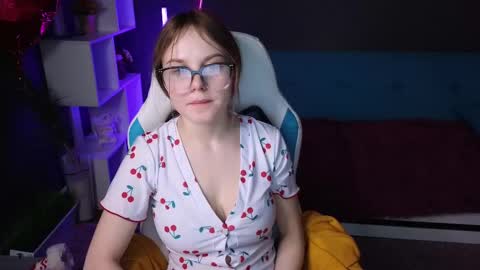 Snapshot of dyna_bae chatting on March 2, 2025, 8:05 am Dyna online show from March 2, 2025, 8:05 am