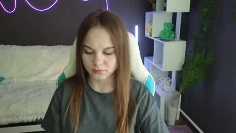 Snapshot of dyna_bae chatting on September 11, 2025, 1:28 am Dyna online show from September 11, 2025, 1:28 am