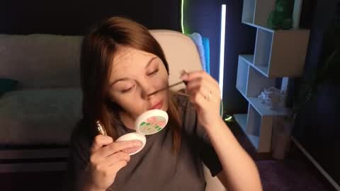 Snapshot of dyna_bae chatting on September 28, 2025, 1:55 am Dyna online show from September 28, 2025, 1:55 am