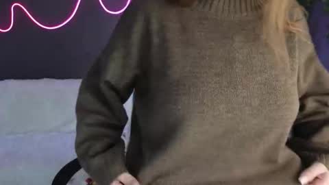 Snapshot of dyna_bae chatting on October 4, 2025, 2:31 am Dyna online show from October 4, 2025, 2:31 am