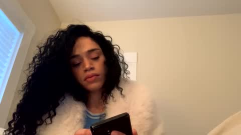 Dynasty online show from January 21, 2025, 9:04 pm