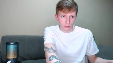 Snapshot of dyrinda chatting on February 22, 2026, 10:30 pm Julia and Dima online show from February 22, 2026, 10:30 pm