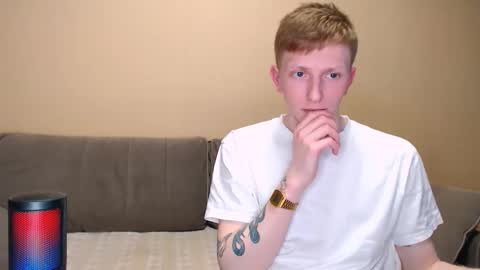 Snapshot of dyrinda chatting on March 30, 2026, 7:09 am Julia and Dima online show from March 30, 2026, 7:09 am