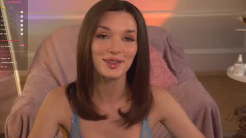 Snapshot of e_vvv_a chatting on November 10, 2025, 3:00 pm Eva online show from November 10, 2025, 3:00 pm