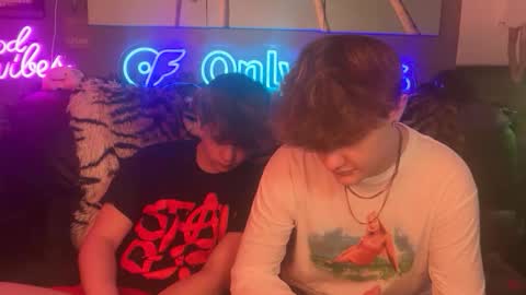 Snapshot of eastinwestin chatting on March 27, 2026, 8:48 am eastinwestin online show from March 27, 2026, 8:48 am