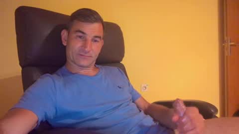 Andrew online show from July 31, 2026, 9:03 pm