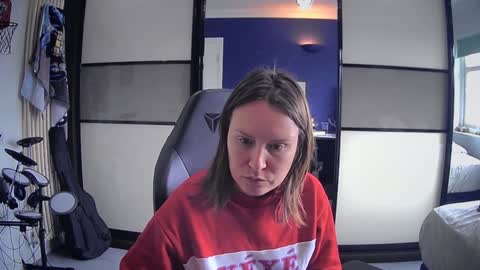 Nadia Ferreira  online show from February 23, 2026, 9:39 am