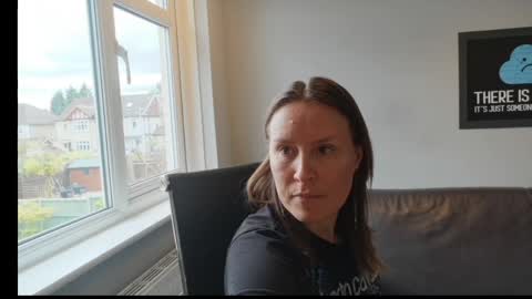Nadia Ferreira  online show from April 28, 2026, 9:03 am