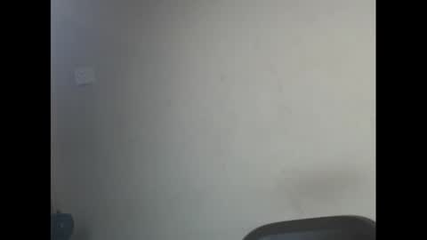 eatuupx online show from January 11, 2025, 1:43 pm