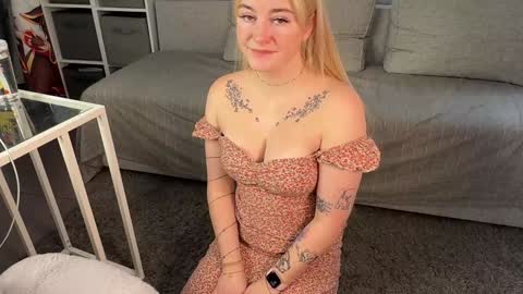 Snapshot of ebangelion chatting on October 21, 2025, 6:36 am Custom content and video calls are available as well online show from October 21, 2025, 6:36 am