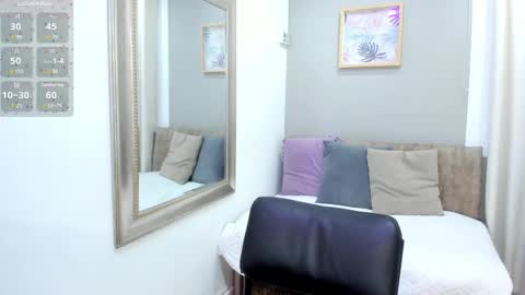 Snapshot of ebbafernandez1_ chatting on February 12, 2025, 2:54 pm online show from February 12, 2025, 2:54 pm