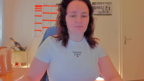 Snapshot of ebikon24 chatting on April 3, 2026, 1:42 pm ebikon24 online show from April 3, 2026, 1:42 pm