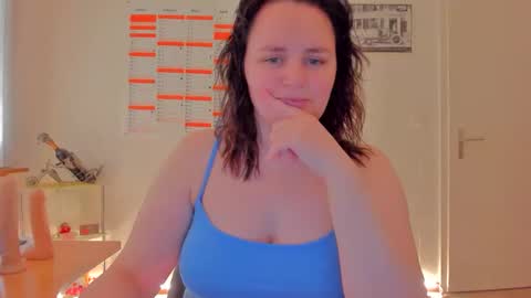 Snapshot of ebikon24 chatting on April 6, 2026, 3:24 pm ebikon24 online show from April 6, 2026, 3:24 pm