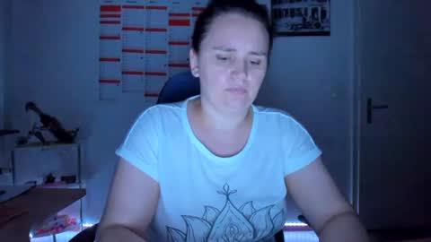 Snapshot of ebikon24 chatting on June 26, 2026, 7:07 pm ebikon24 online show from June 26, 2026, 7:07 pm