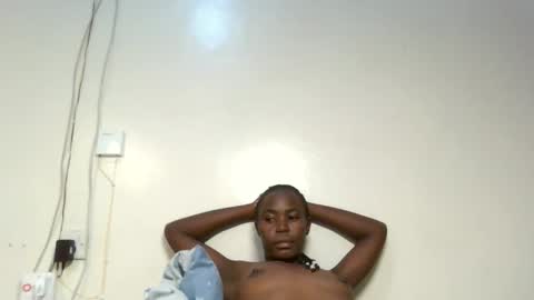 eboniey_slim online show from February 22, 2026, 3:10 pm