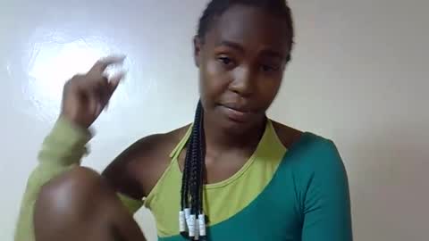 eboniey_slim online show from March 5, 2026, 6:04 pm
