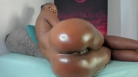 2 online show from December 4, 2025, 7:33 pm