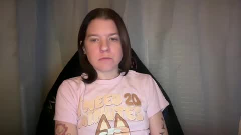 Snapshot of ebony8ivory chatting on February 15, 2025, 4:14 am americnbarbie online show from February 15, 2025, 4:14 am