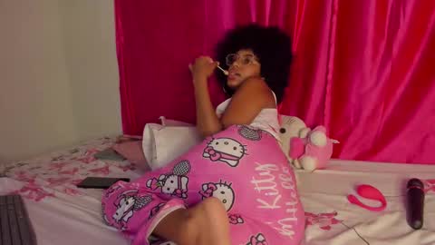 Snapshot of ebony_beautifull chatting on March 14, 2026, 4:51 am Luci online show from March 14, 2026, 4:51 am