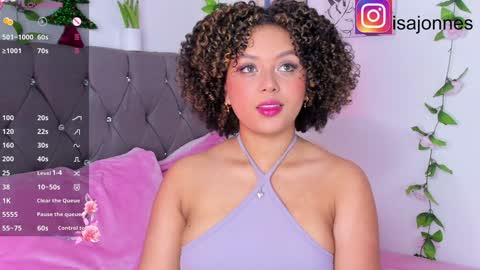 Snapshot of ebony_curly2 chatting on December 19, 2024, 8:23 pm isa online show from December 19, 2024, 8:23 pm