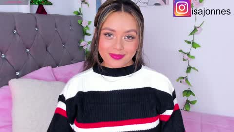 Snapshot of ebony_curly2 chatting on December 22, 2024, 9:53 pm isa online show from December 22, 2024, 9:53 pm