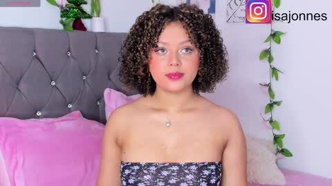 Snapshot of ebony_curly2 chatting on January 5, 2025, 8:31 pm isa online show from January 5, 2025, 8:31 pm