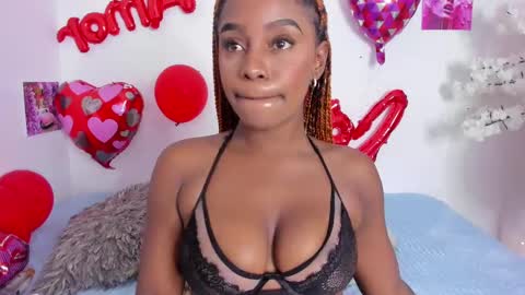 Snapshot of ebony_cute9 chatting on February 18, 2025, 7:52 pm ebony_cute9 online show from February 18, 2025, 7:52 pm