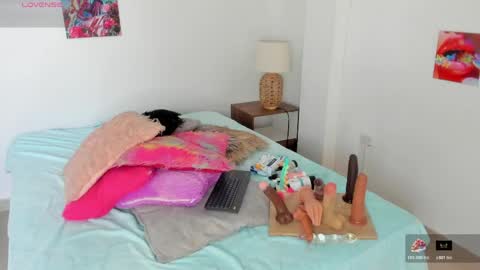 ebony_cute9 online show from May 1, 2026, 7:07 pm
