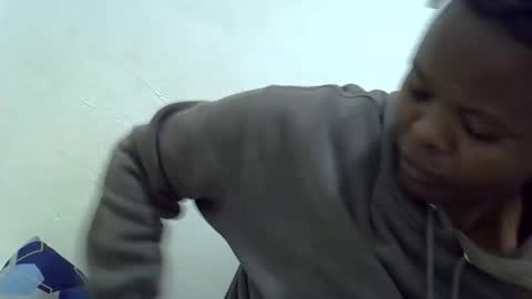 ebony_cuttey30 online show from May 4, 2026, 6:15 pm