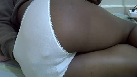 Snapshot of ebony_cuttey30 chatting on June 18, 2026, 6:13 am ebony_cuttey30 online show from June 18, 2026, 6:13 am