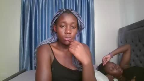 Snapshot of ebony_doll11 chatting on November 9, 2025, 6:55 am melons online show from November 9, 2025, 6:55 am